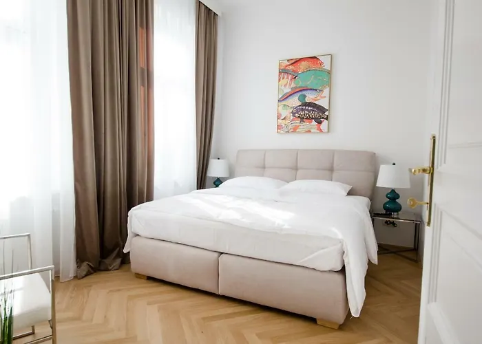 Urania - Mai's Appartement *