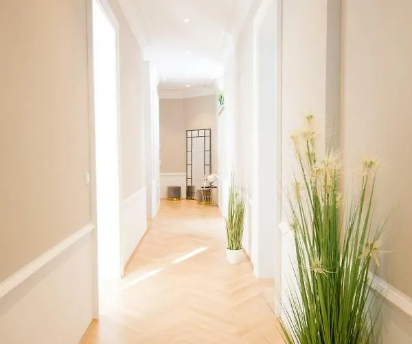 Appartement Urania - Mai's *